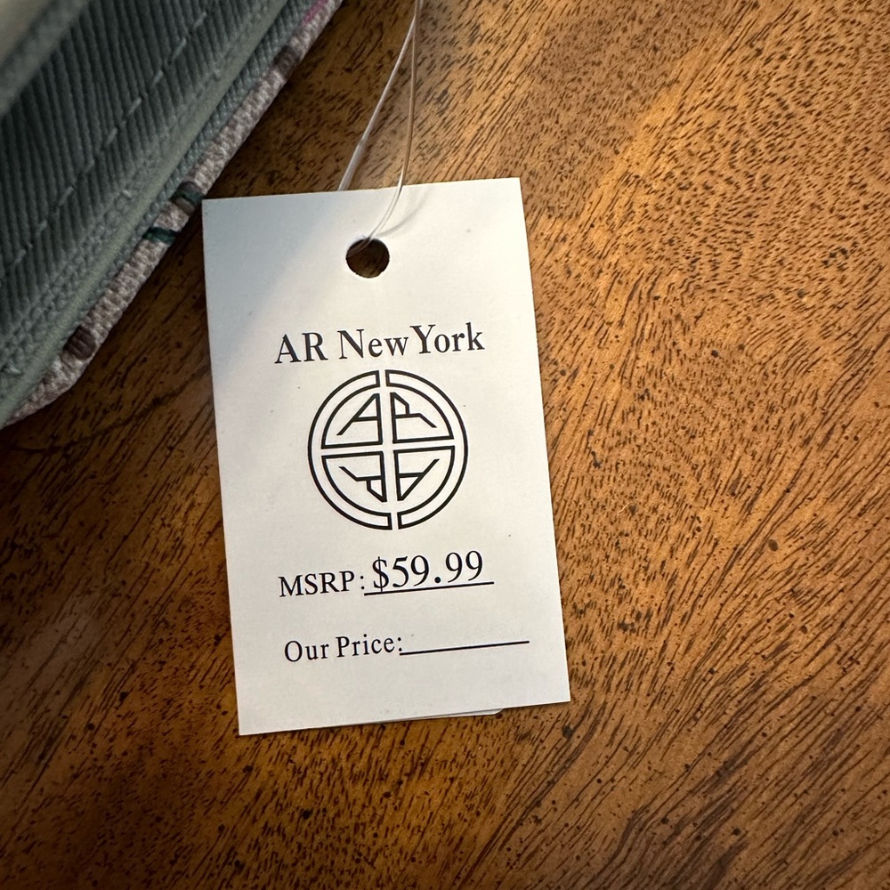 AR New York Floral Print Wallet NEW - Picture 9 of 13